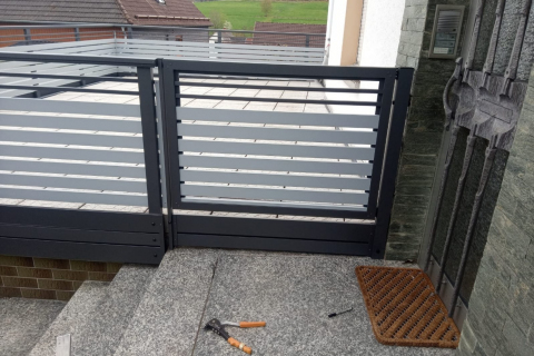T177-Aluminium-Balkone-Balkongelaender-Rieb-Balkone-Wartungsfrei-Gelaender-Nie-mehr-Streichen