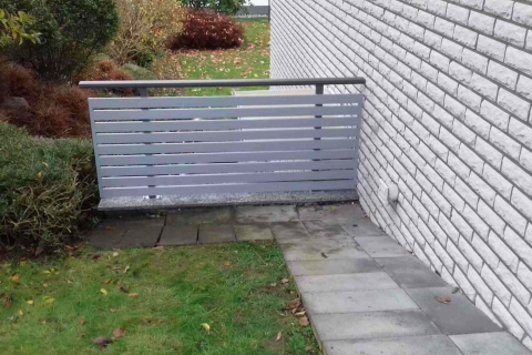 W017-Waagerecht-Aluminium-Balkone-Balkongelaender-Rieb-Balkone-Wartungsfrei-Gelaender-Nie-mehr-Streichen