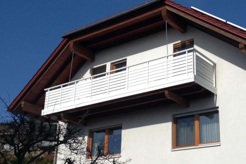 W031-Waagerecht-Aluminium-Balkone-Balkongelaender-Rieb-Balkone-Wartungsfrei-Gelaender-Nie-mehr-Streichen