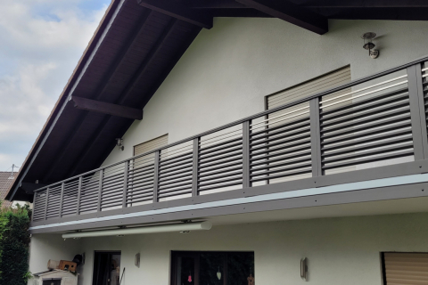 W043-Waagerecht-Aluminium-Balkone-Balkongelaender-Rieb-Balkone-Wartungsfrei-Gelaender-Nie-mehr-Streichen