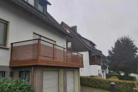 W154-Waagerecht-Aluminium-Balkone-Balkongelaender-Rieb-Balkone-Wartungsfrei-Gelaender-Nie-mehr-Streichen