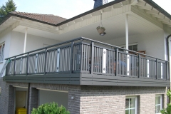 R001-System3000-Rieb-Balkone-Geländer-Aluminium-Wartungsfrei-Balkongeländer-Renovierung-Witterungsbeständig