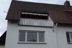 R067-System3000-Rieb-Balkone-Geländer-Aluminium-Wartungsfrei-Balkongeländer-Renovierung-Witterungsbeständig